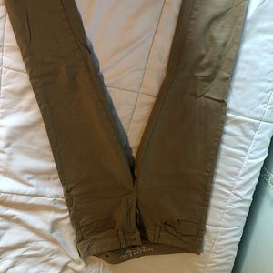 American Eagle khaki jegging